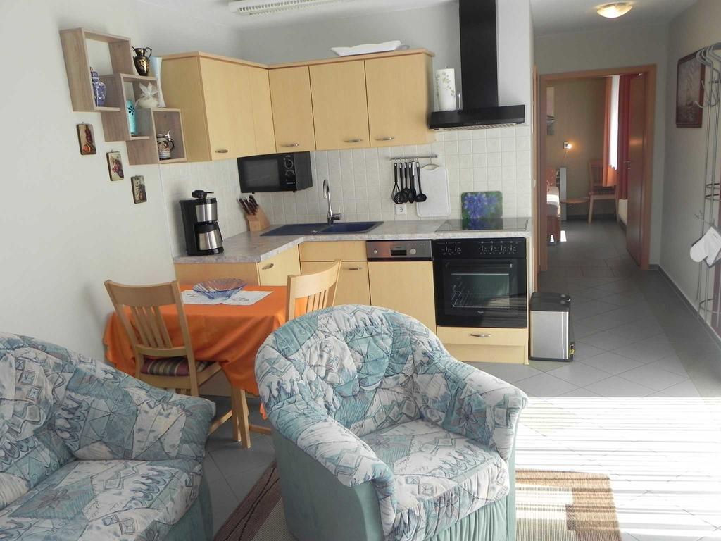 strandnahe Ferienwohnungen Ostseebad Heringsdorf Zimmer foto